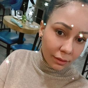 Meet your Posher, Ana